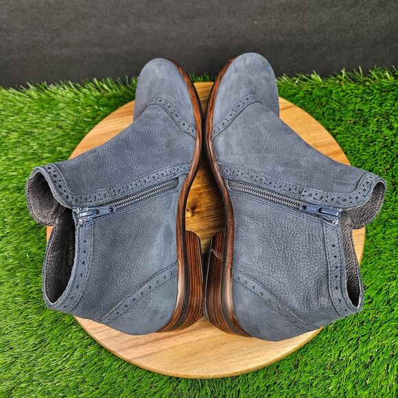 Naot Nefasi Boots Womens 10 EU 41 Blue Leather Ankle Booties Cap Toe Side Zip - Picture 9 of 12